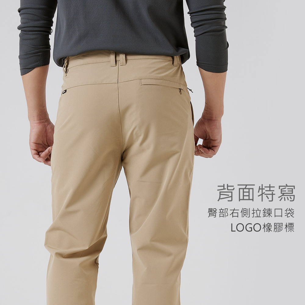 背面特寫臀部右側拉鍊口袋LOGO橡膠標