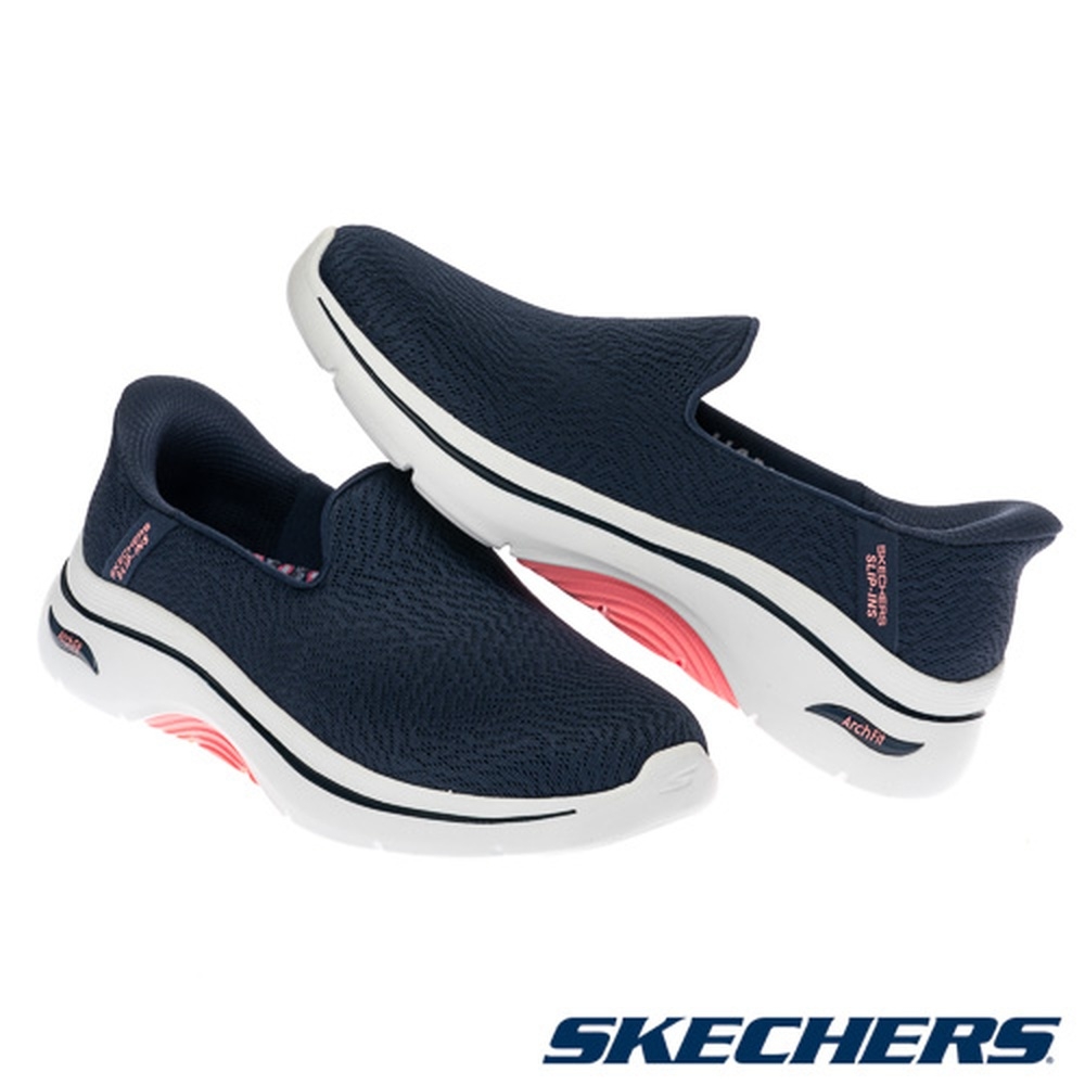 SKECHERS