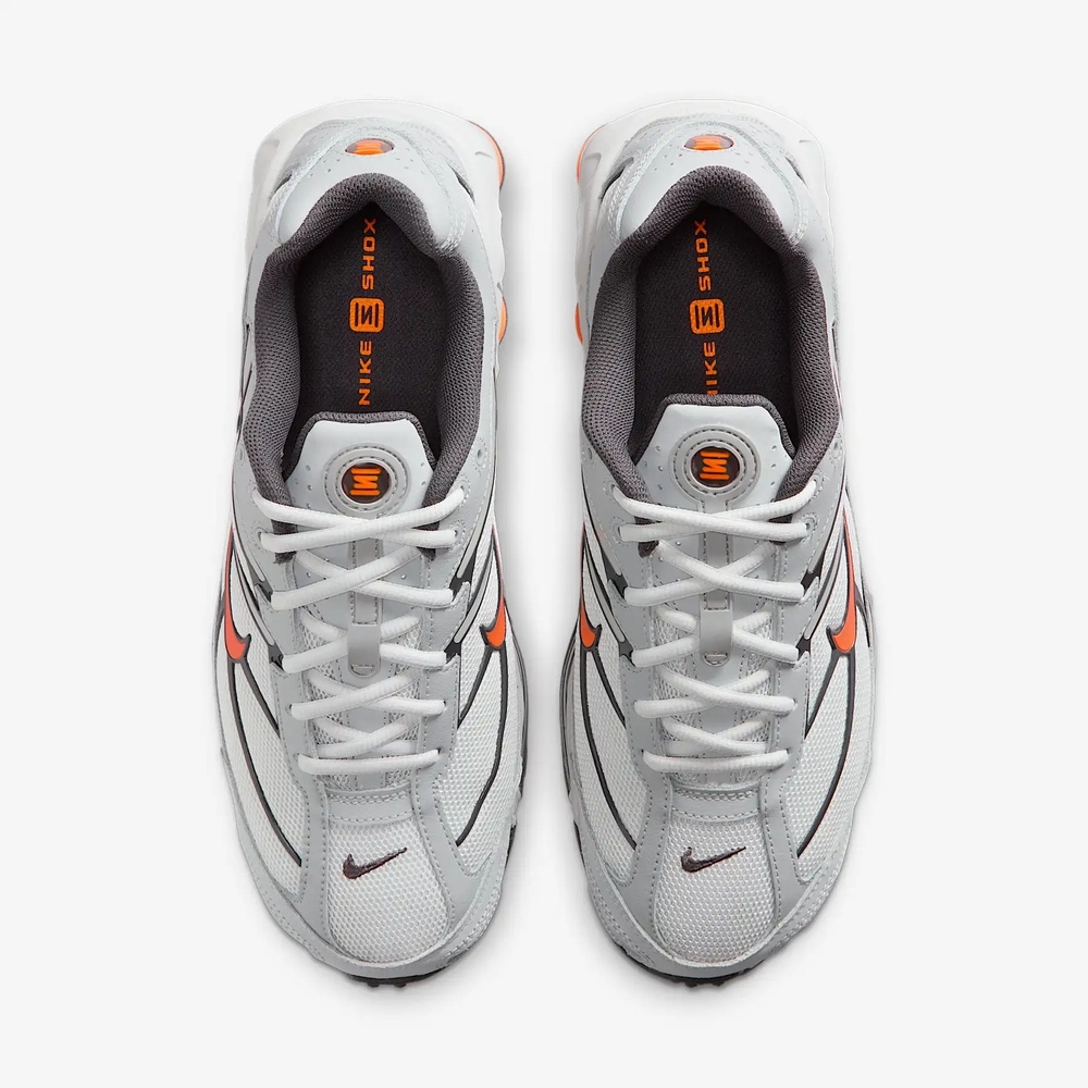 NIKESHOXIKESHOX
