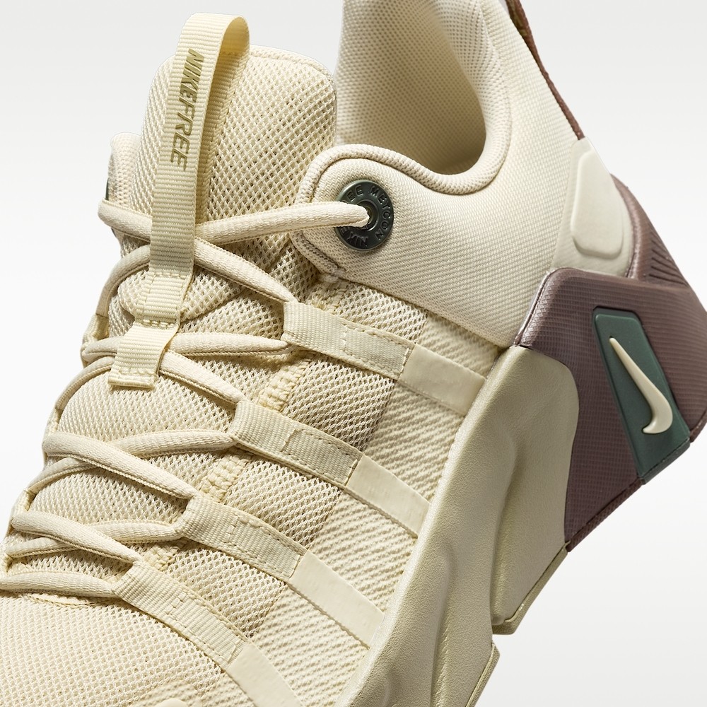 NIKEFREE