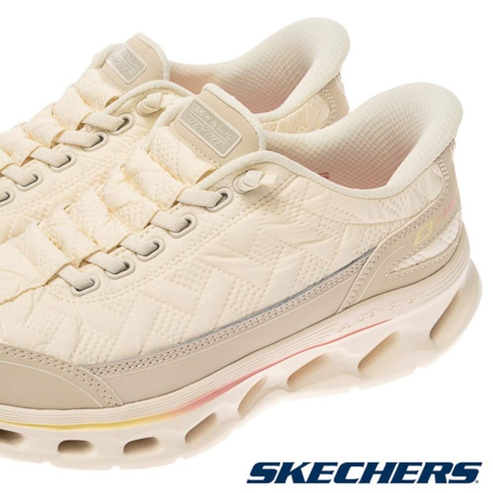 SKECHERS