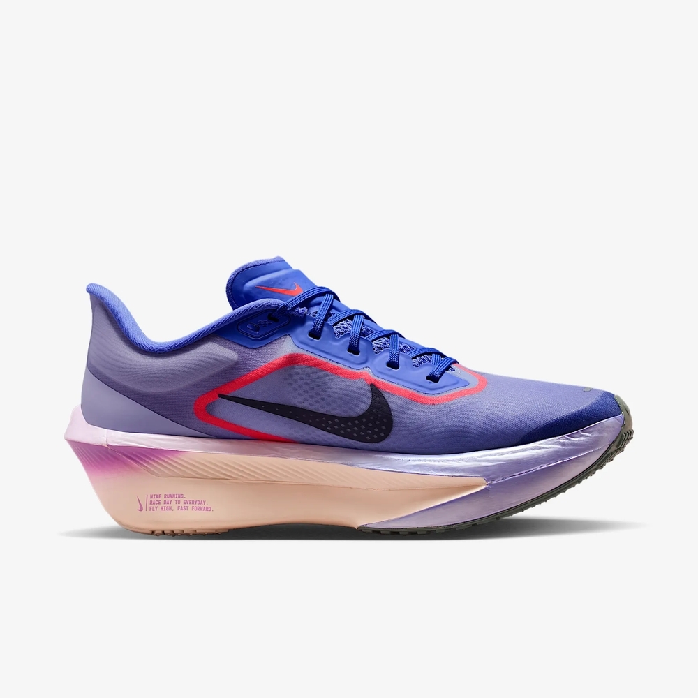 NIKE RUNNINGRACE DAY TO EVERYDAYFLY HIGH, FAST