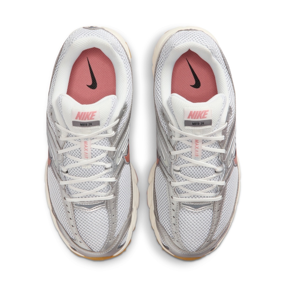 NIKE 2KNIKEMOTO 2K
