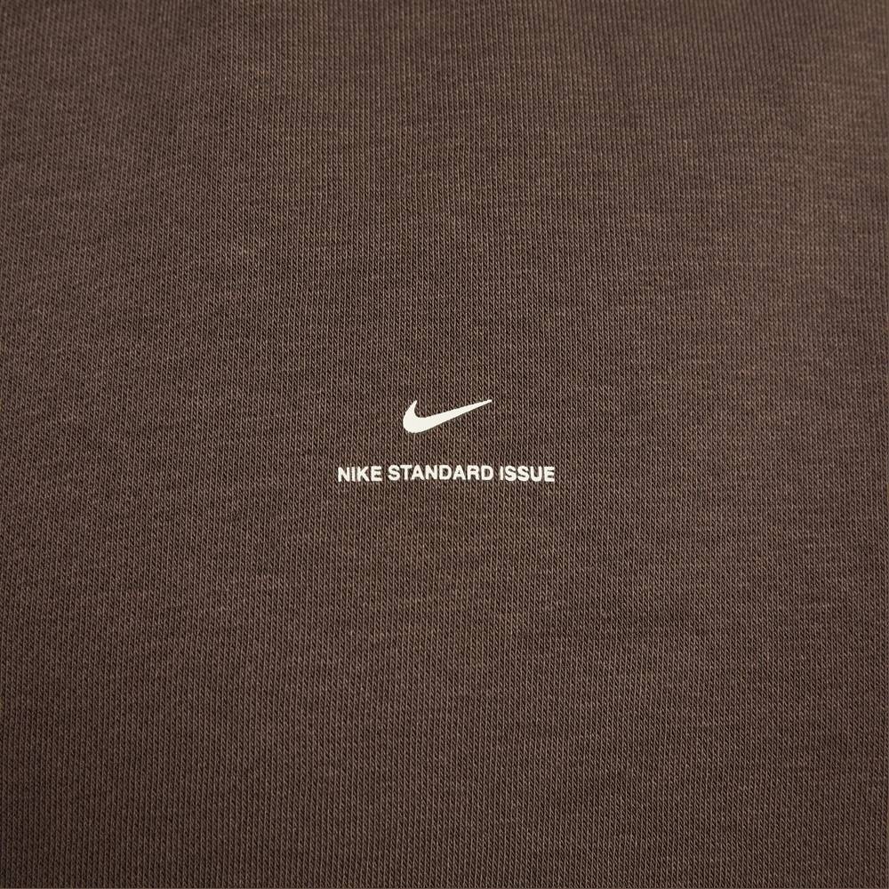NIKE STANDARD ISSUE