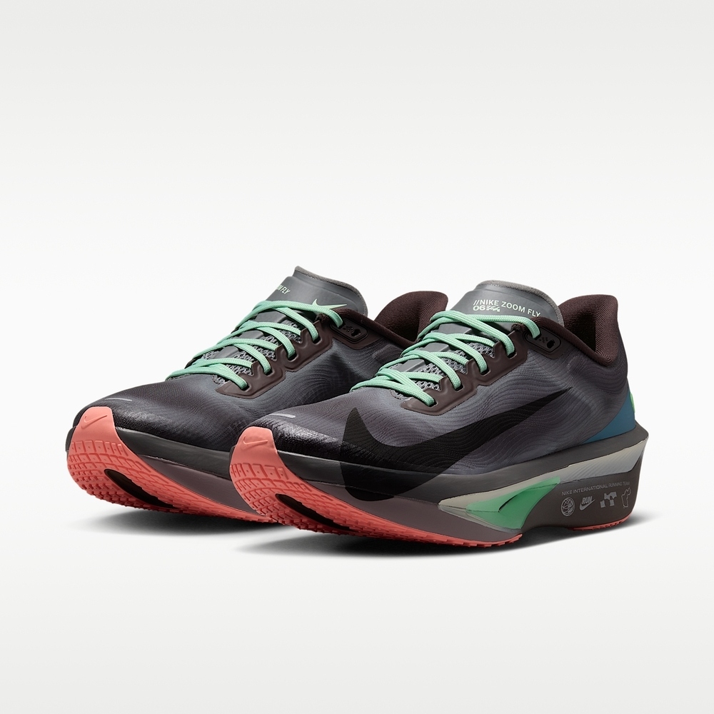 FLY ZOOM FLY06 INTERNATIONAL