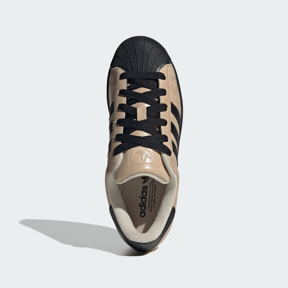 adidasTHE BRAND  THE  STRIPES WELTMARKE  DEN  LA MARQUE  3