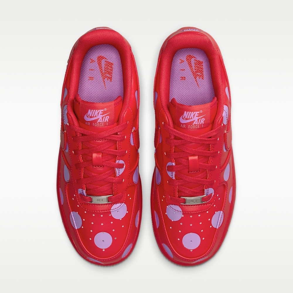 NIKEAIRAIR