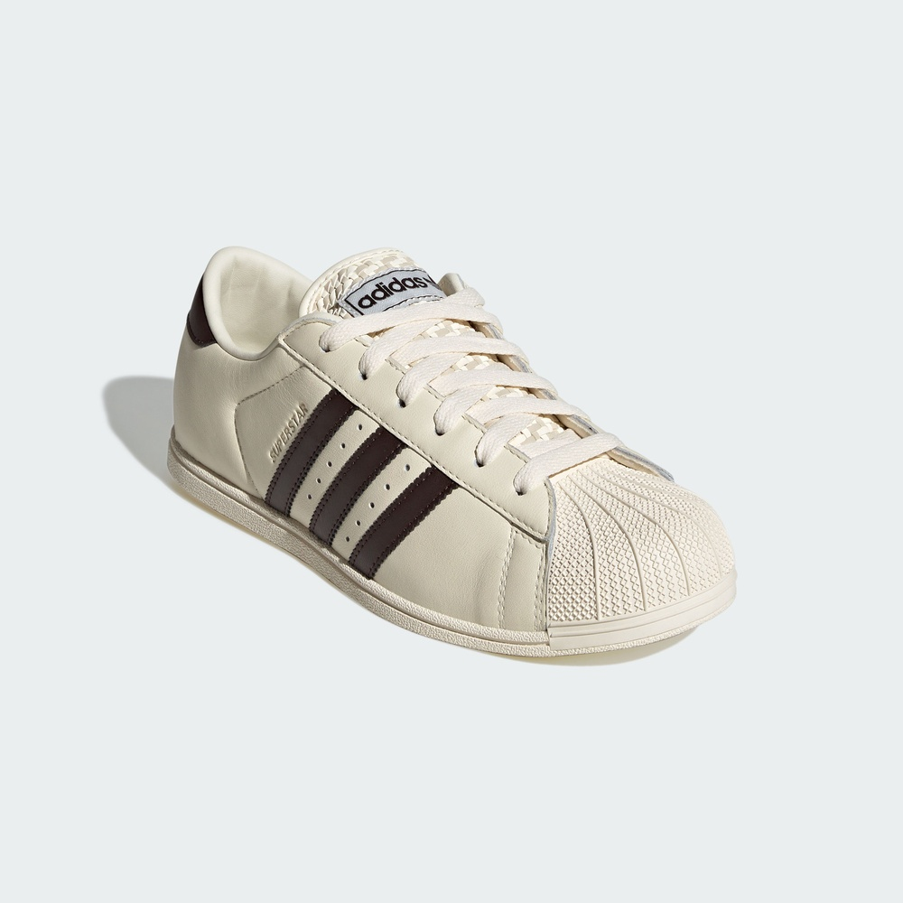 SUPERSTAR