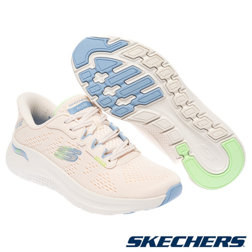 SKECHERS