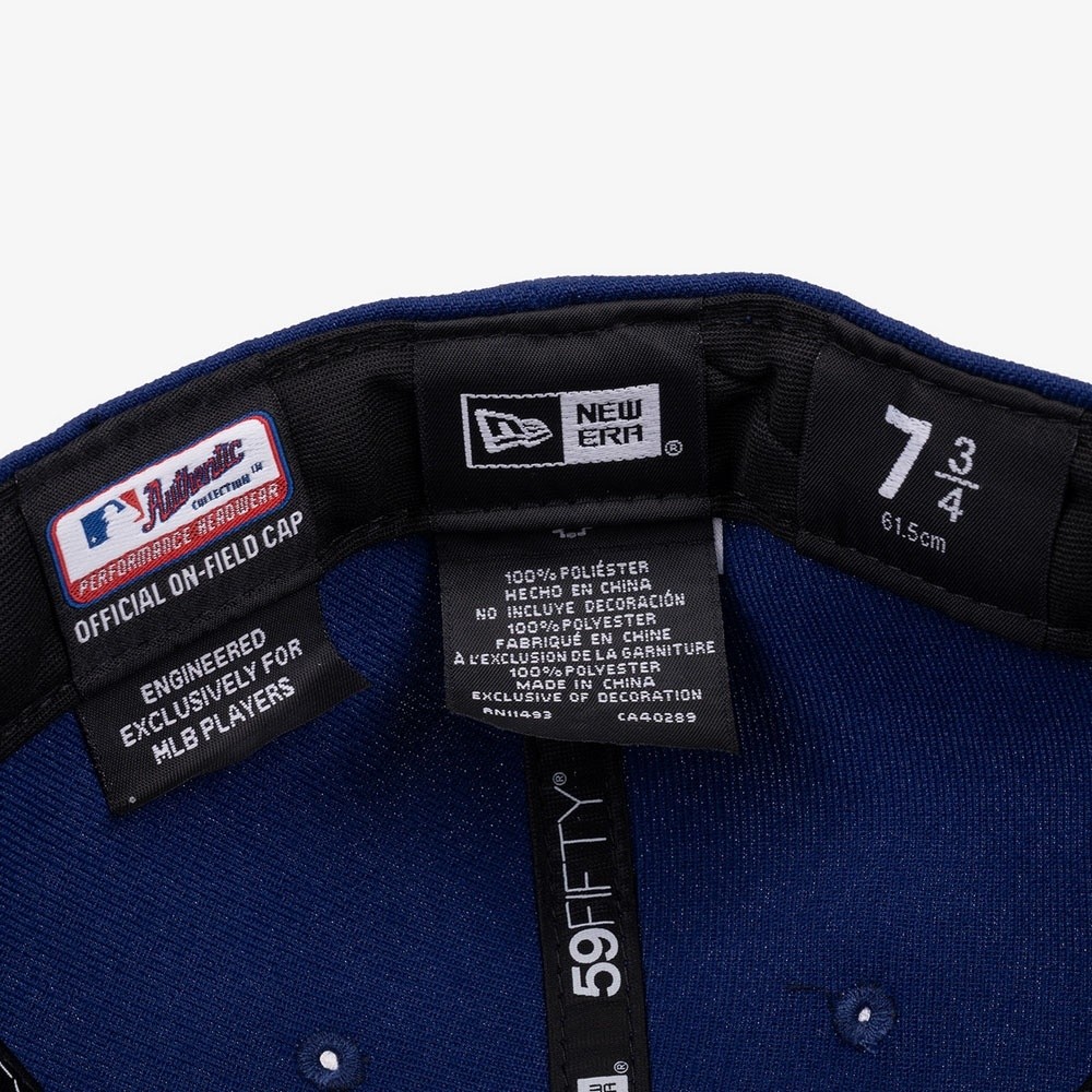 PERFORMANCE HEADWEAROFFICIAL ON-FIELD CAPNEWERA 61.5cmENGINEEREDEXCLUSIVELY FORMLB PLAYERS100% POLIÉSTERHECHO EN CHINANO INCLUYE DECORACIÓN100% POLYESTERFABRIQUÉ EN CHINE LEXCLUSION DE LA GARNITURE100% POLYESTERMADE IN CHINAEXCLUSIVE OF DECORATIONAN11493CA4028959FIFTY®