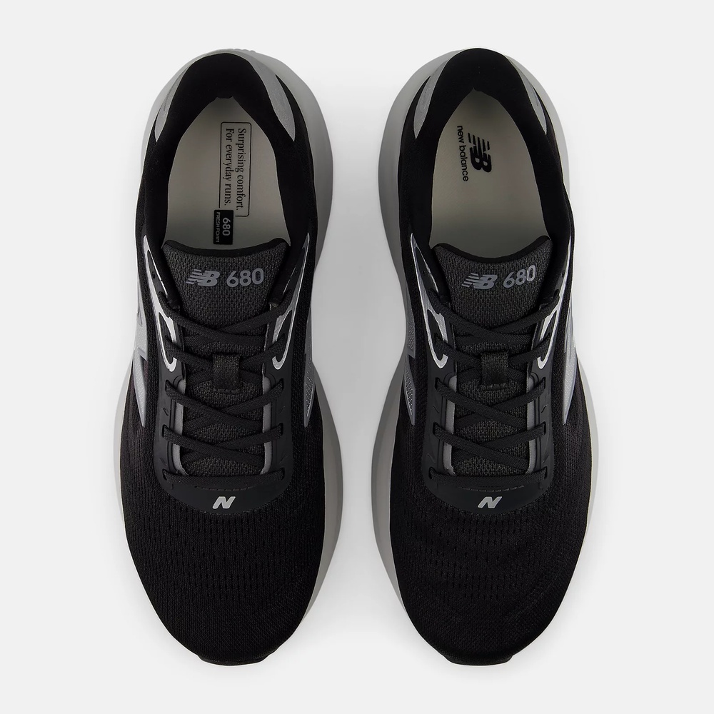 Surprising comfortFor everyday runs.680FRESH new balance