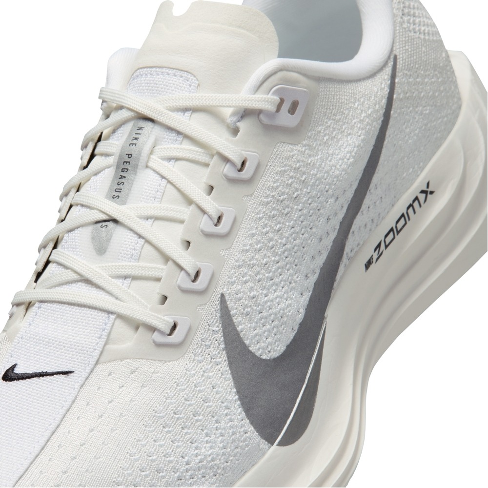 NIKE PEGASUS
