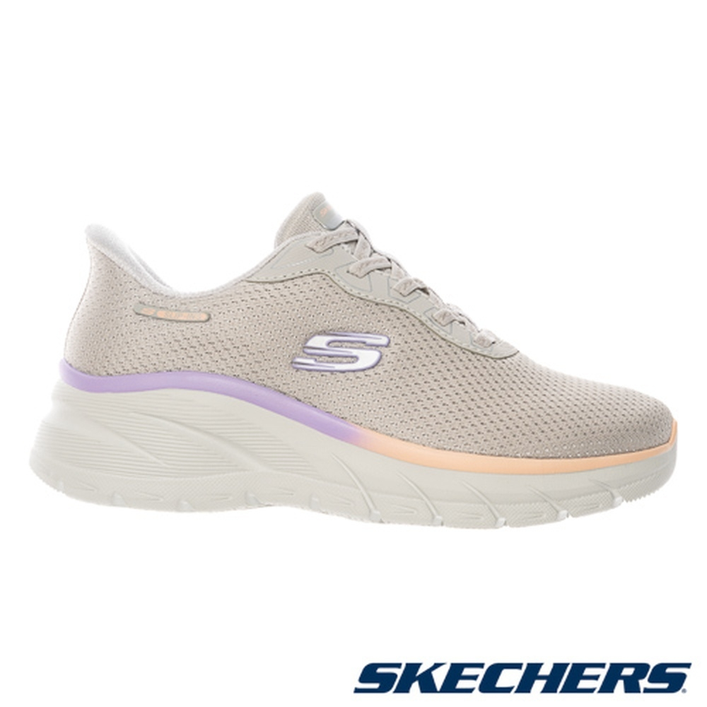 SKECHERS