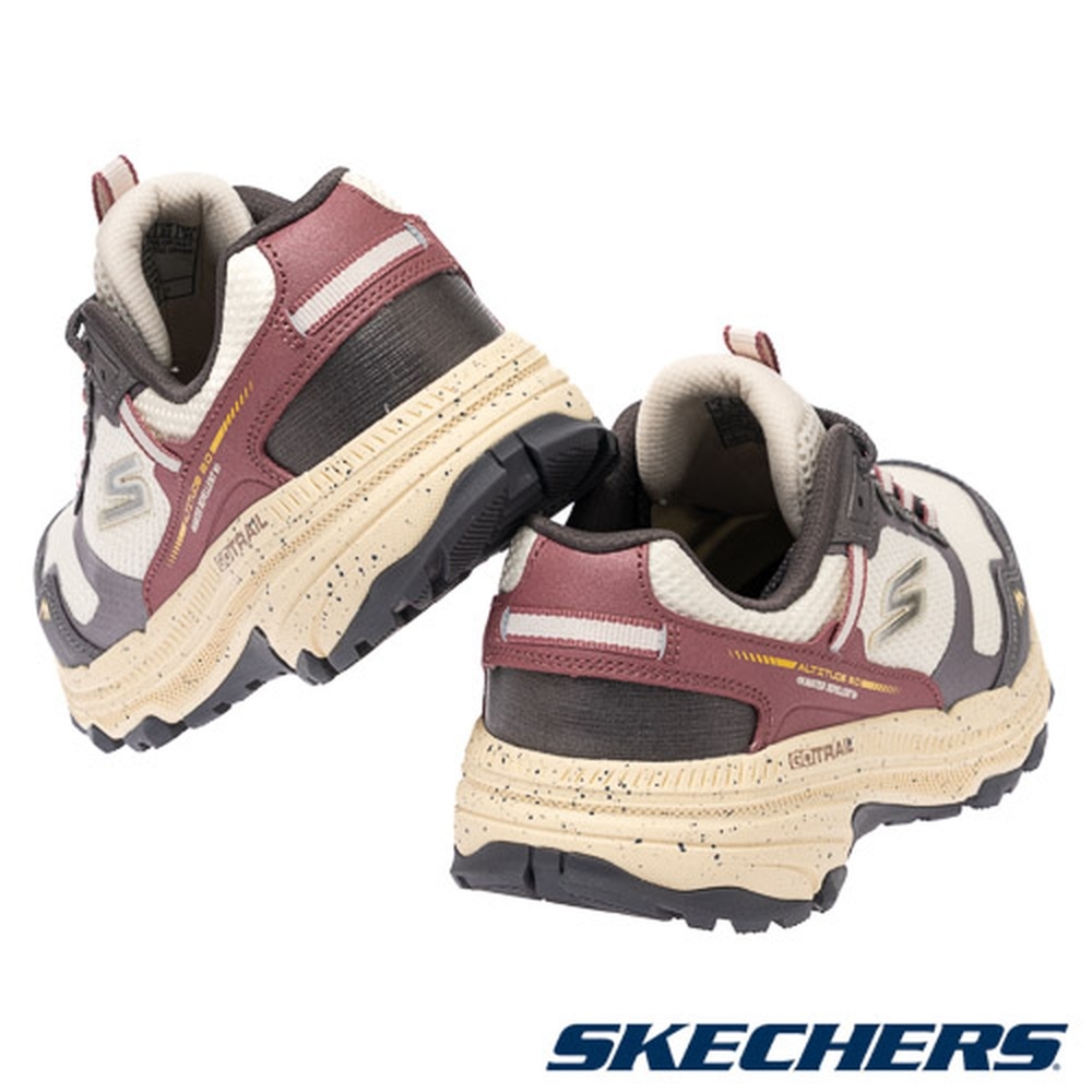 SKECHERS