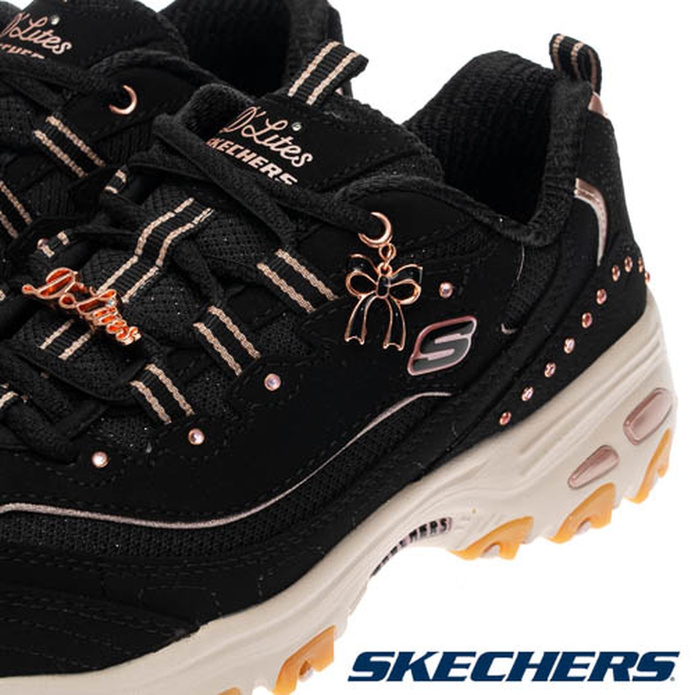 SKECHERS