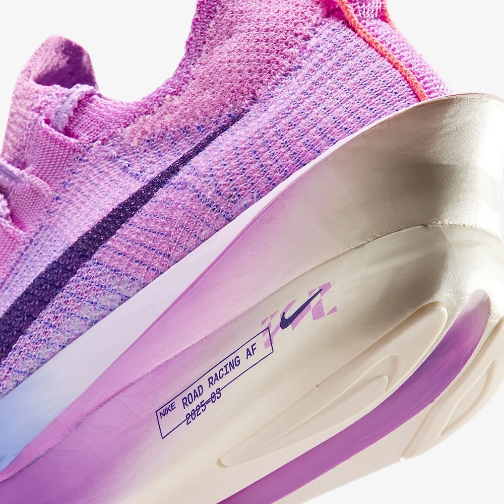 NIKEROAD RACING AF2025-03