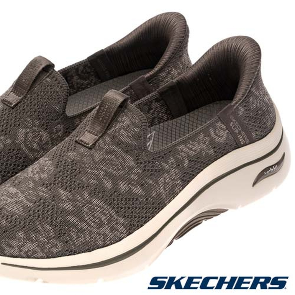 SKECHERS