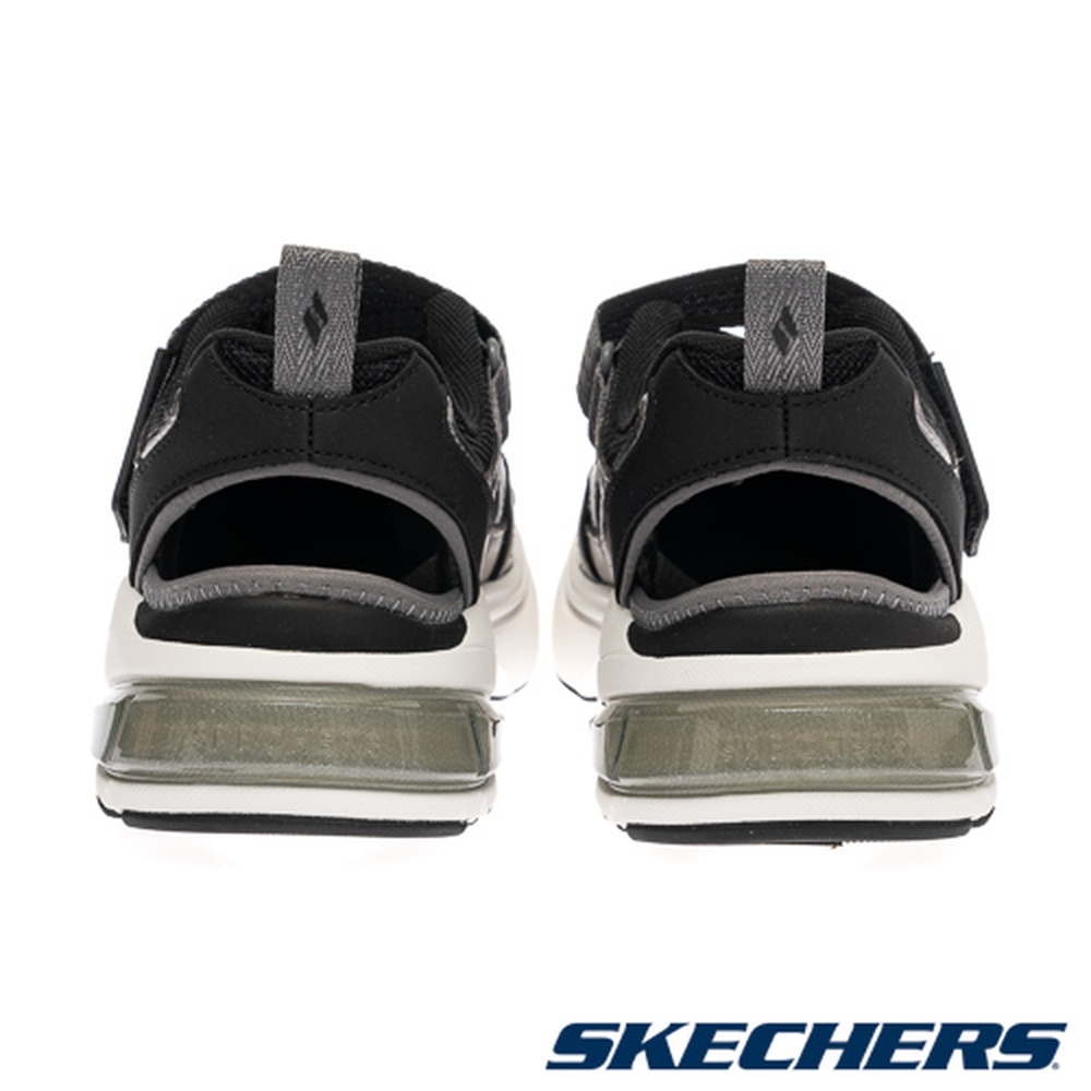 SKECHERS