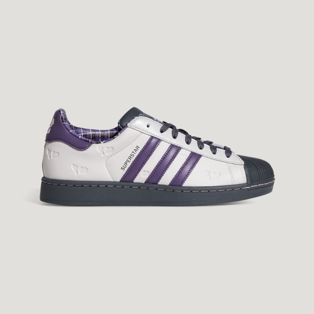 SUPERSTAR