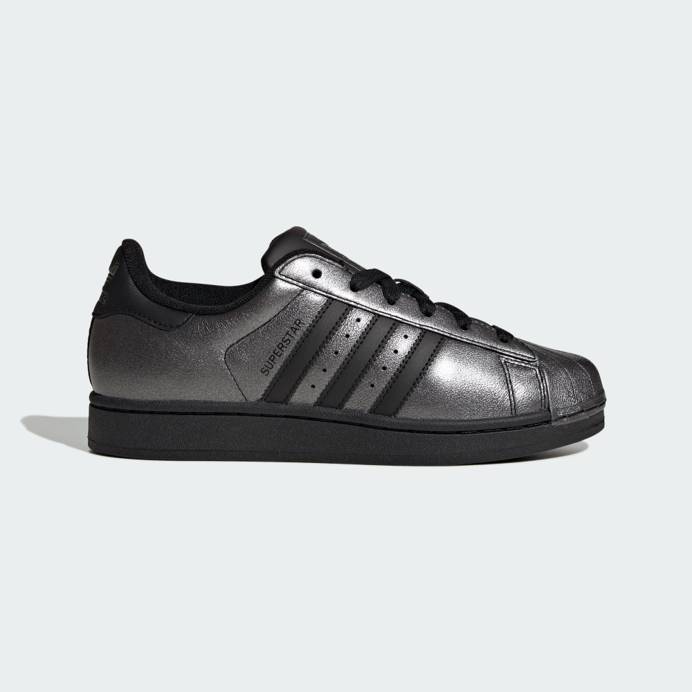 SUPERSTAR