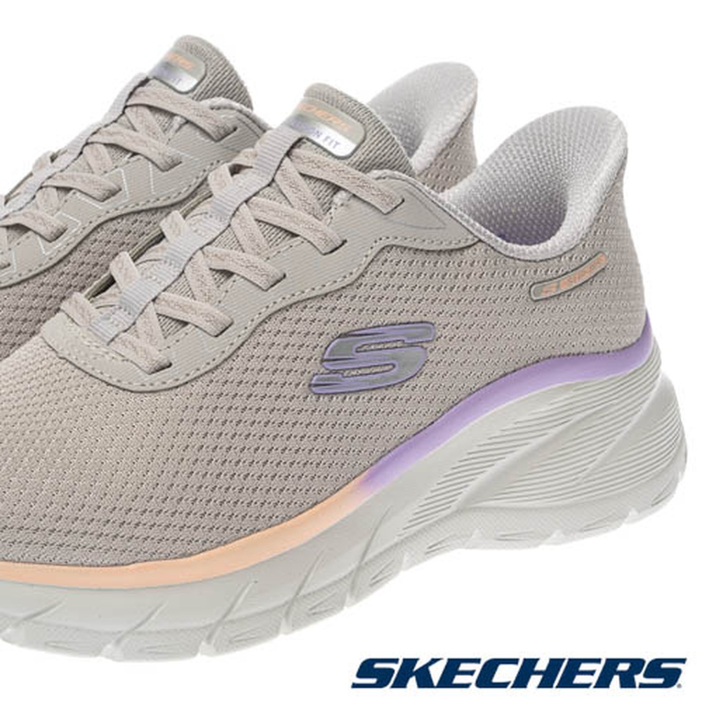 SKECHERS