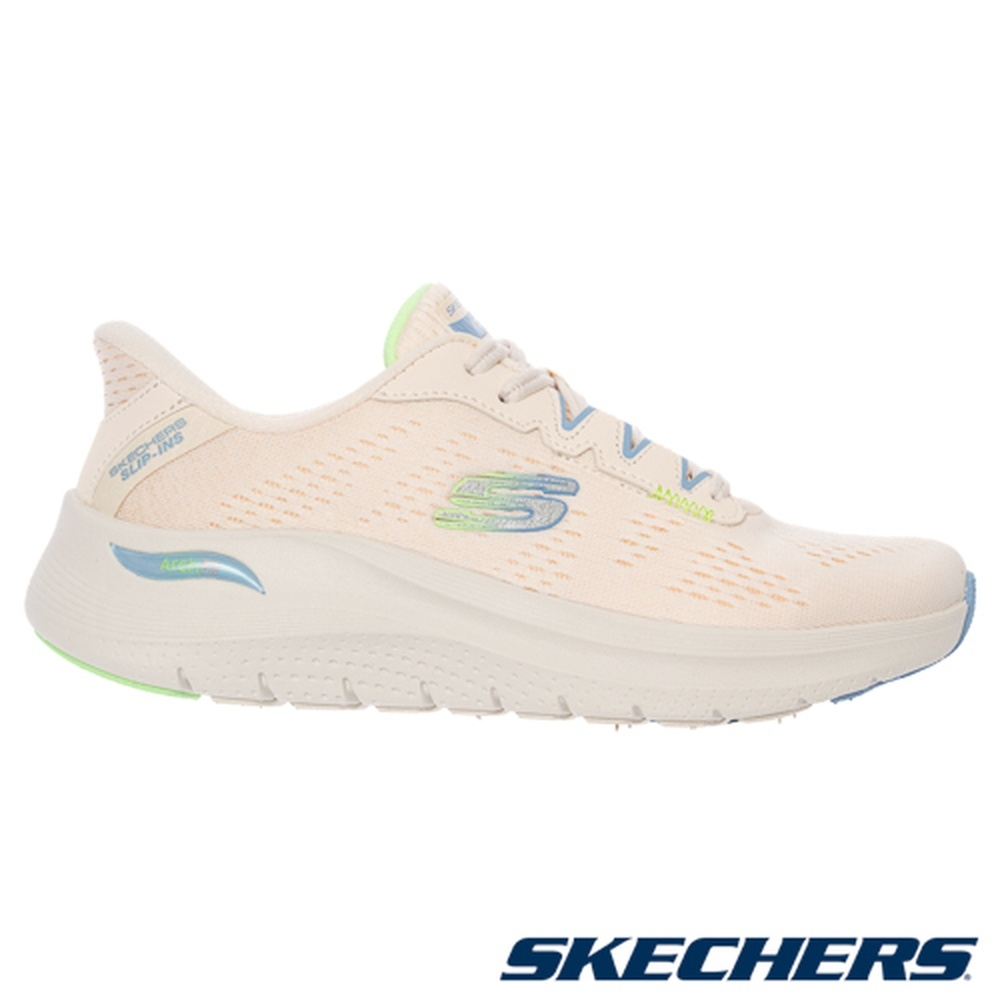 SKECHERS