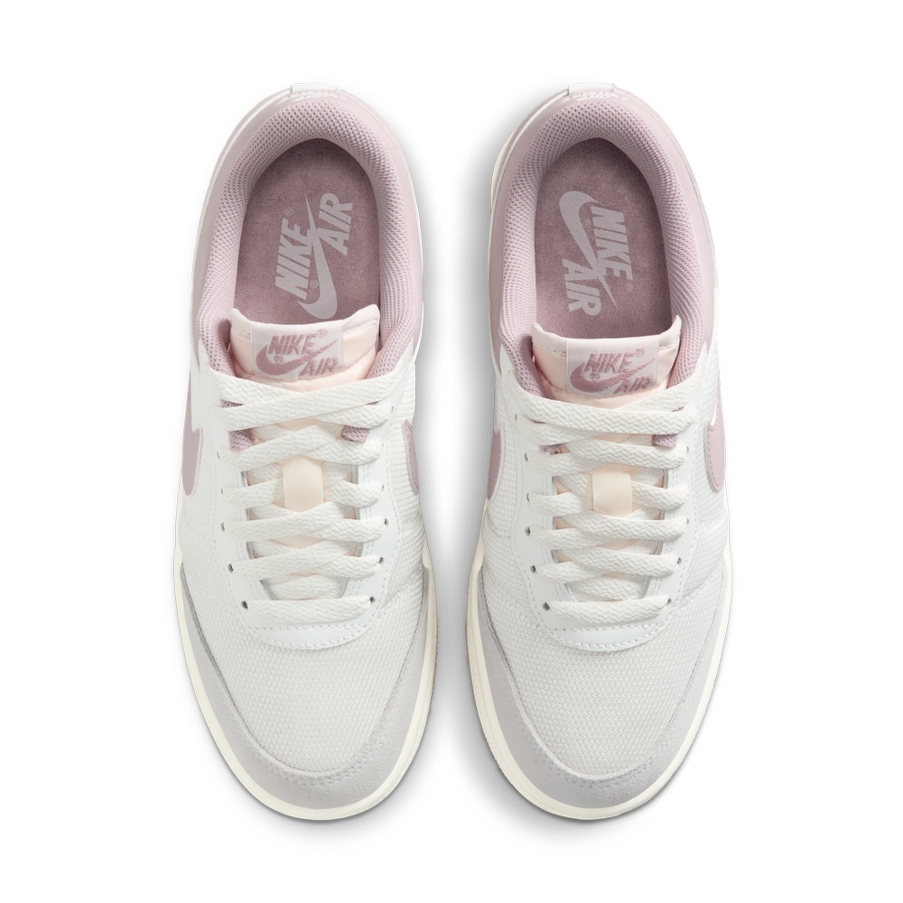 NIKENIKEAIR