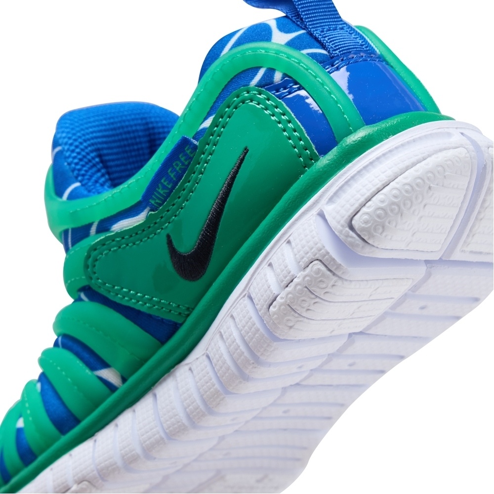 NIKE FREEનામ રમતા હત