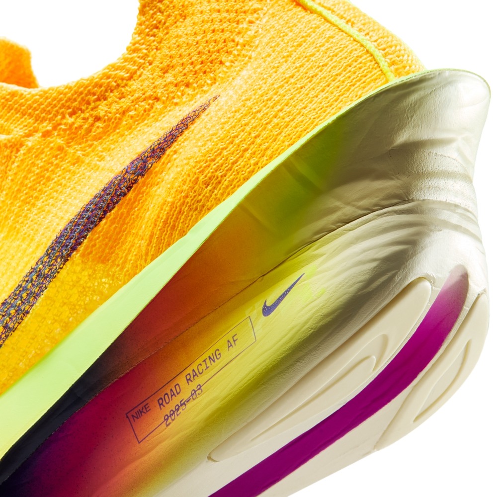 NIKEROAD RACING AF2025-03