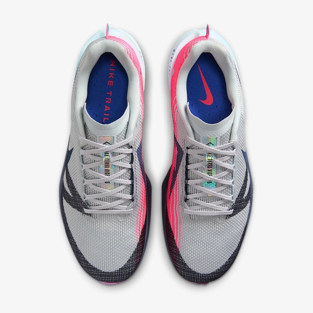 KE TERRA NIKE TRAILKE TERRA